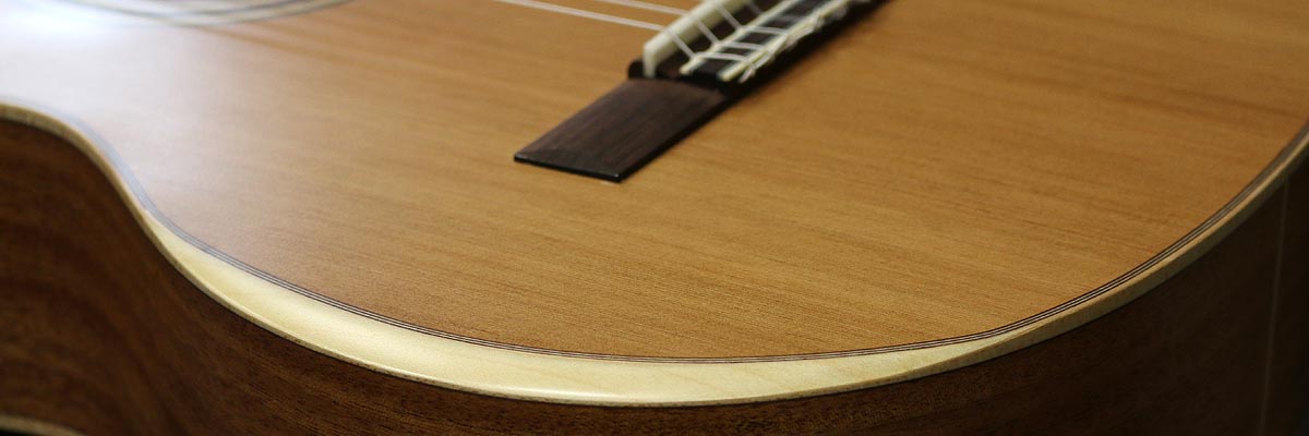 La Mancha Rubi CM Armrest Edition Konzertgitarre La Mancha Rubi CM Armrest Edition Konzertgitarre